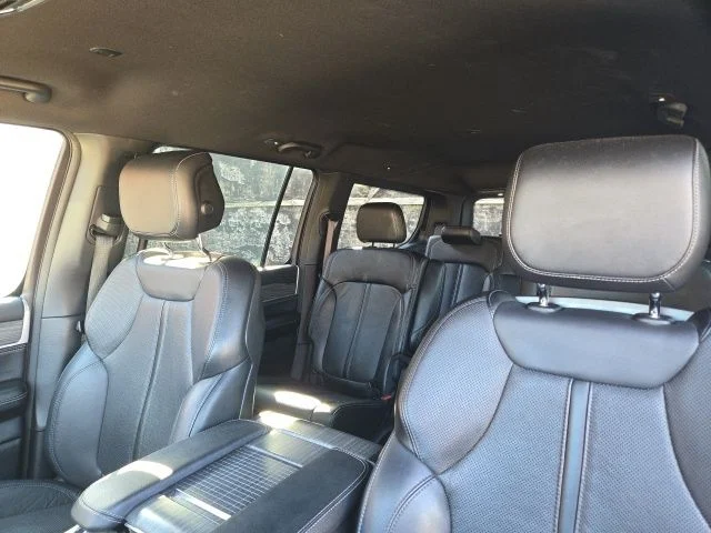 Used 2024 Bright White Clearcoat Jeep Series III image 9