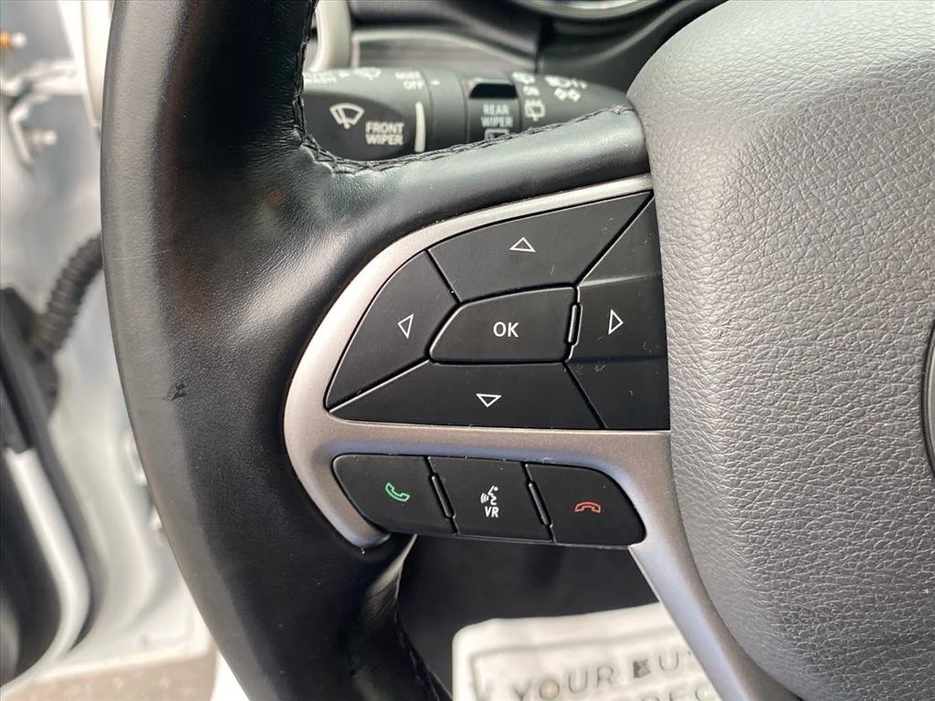 Used 2021 Bright White Clearcoat Jeep Limited image 19