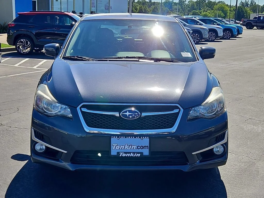 Used 2015  Subaru 2.0i Limited image 9
