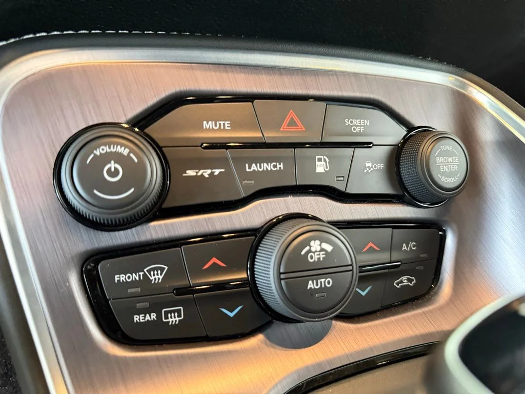 Used 2018 Black Dodge SRT image 33