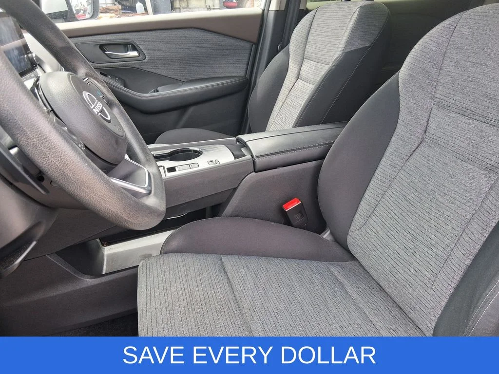 Used 2023 Silver Nissan SV image 14