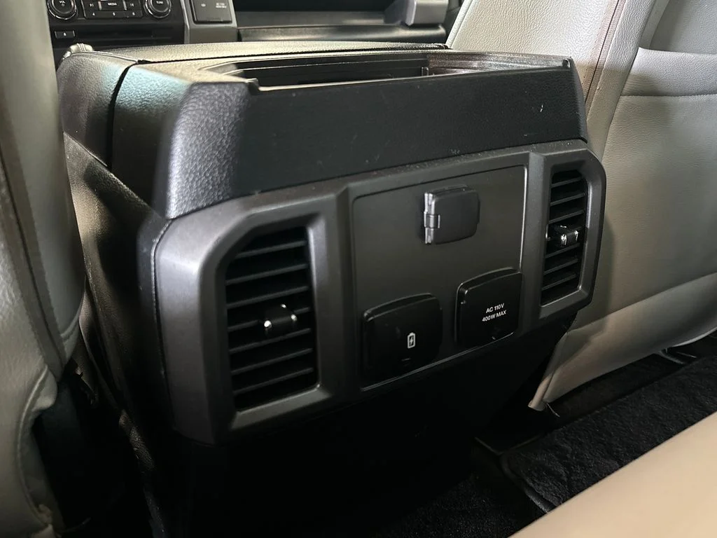 Used 2018 Silver Ford XLT image 30