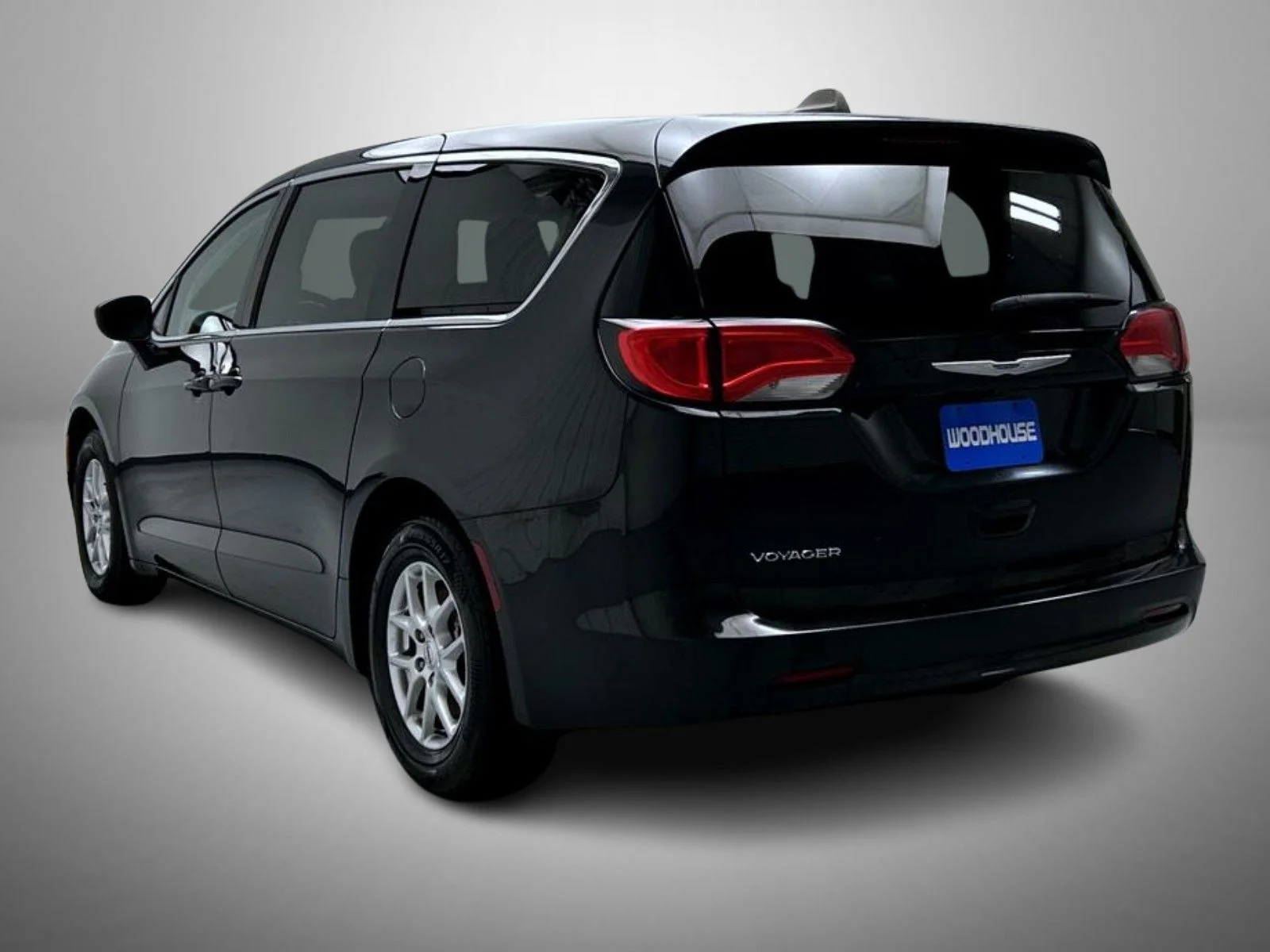Used 2023 Black Chrysler LX image 7