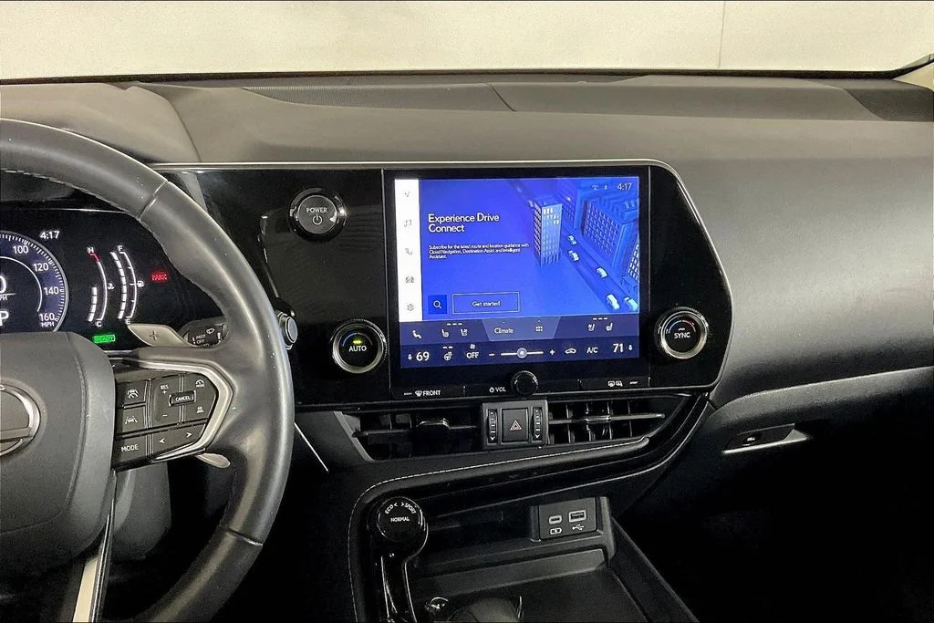 Used 2023 Black Lexus 350h Premium image 5