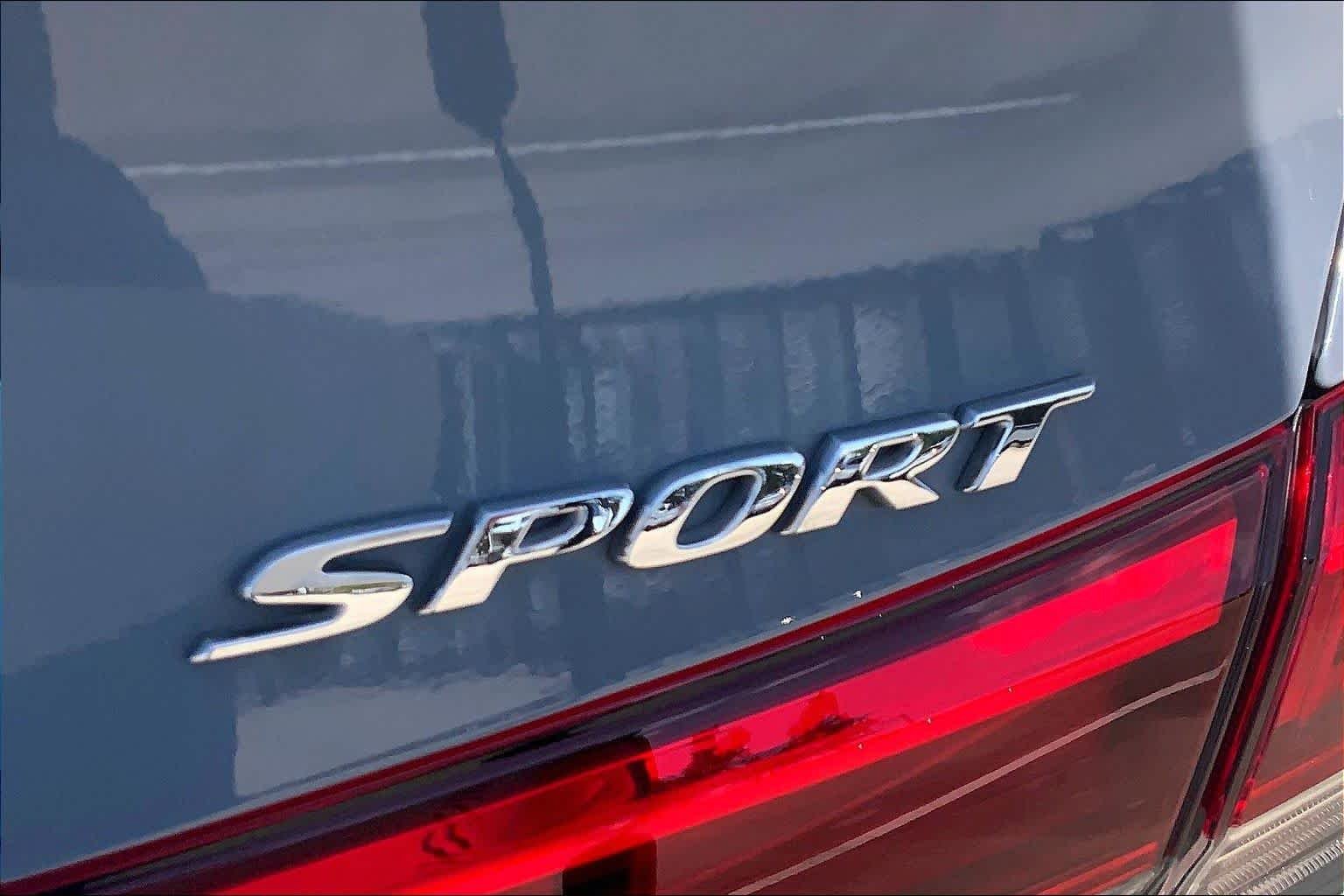 Used 2022 Sonic Gray Pearl Honda Sport image 10