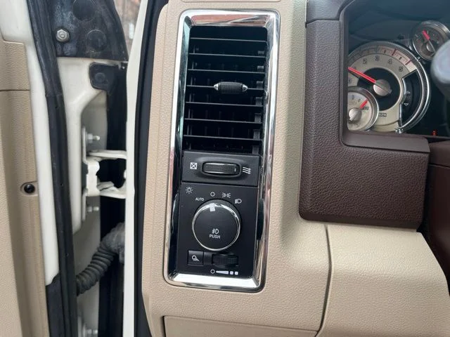 Used 2018 White Ram Laramie Longhorn image 40