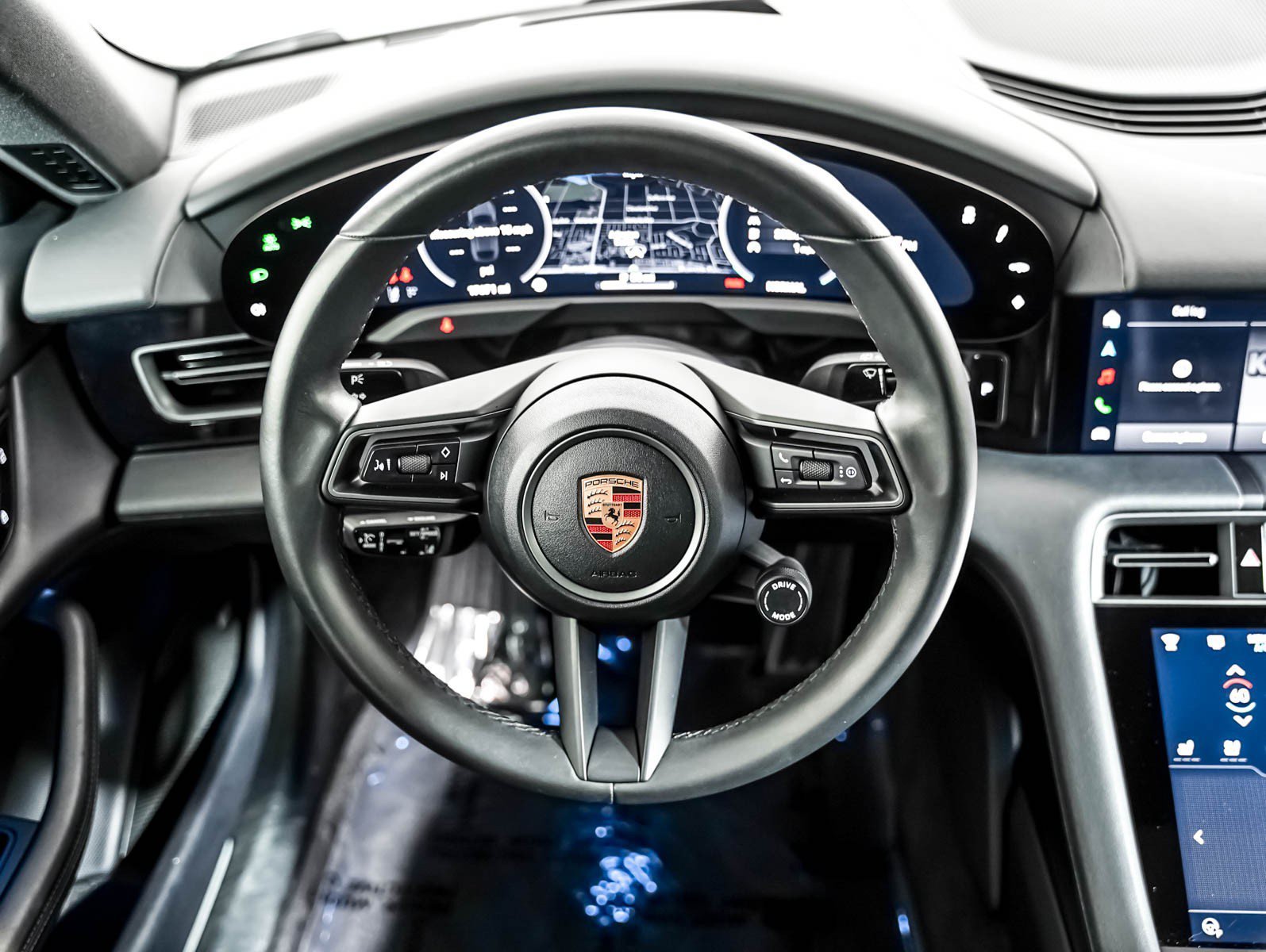 Used 2025 White Porsche 4 image 15