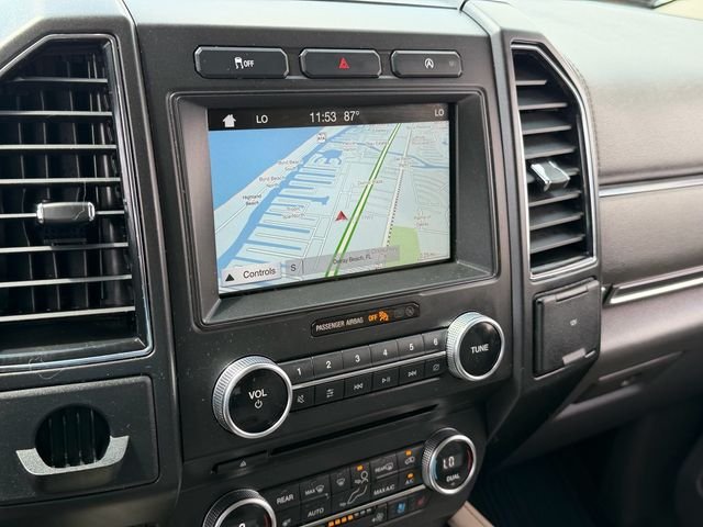 Used 2018 Blue Ford Limited image 21