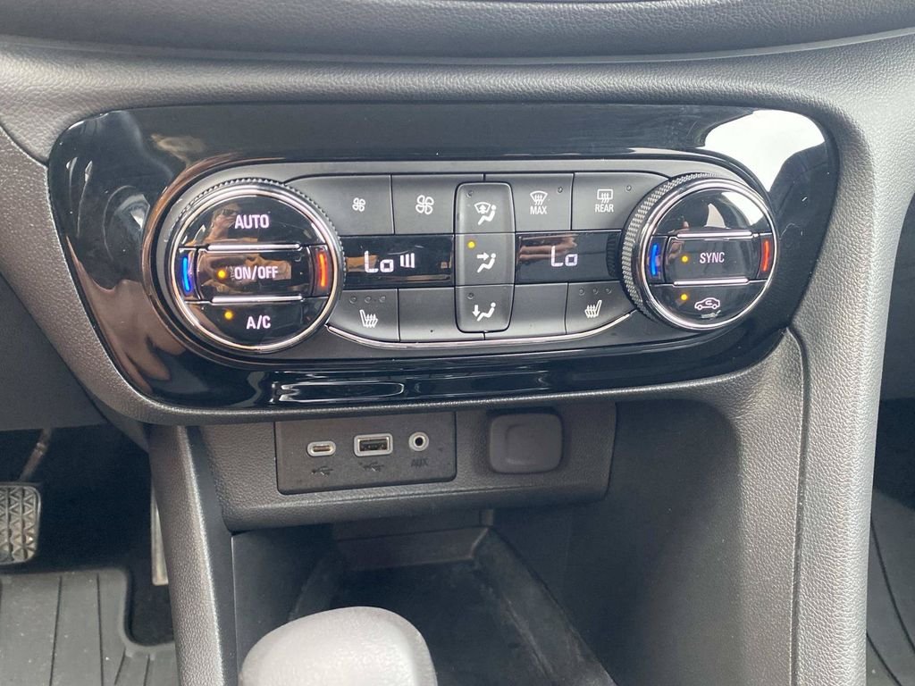 Used 2023 Moonstone Gray Metallic Buick Select image 24
