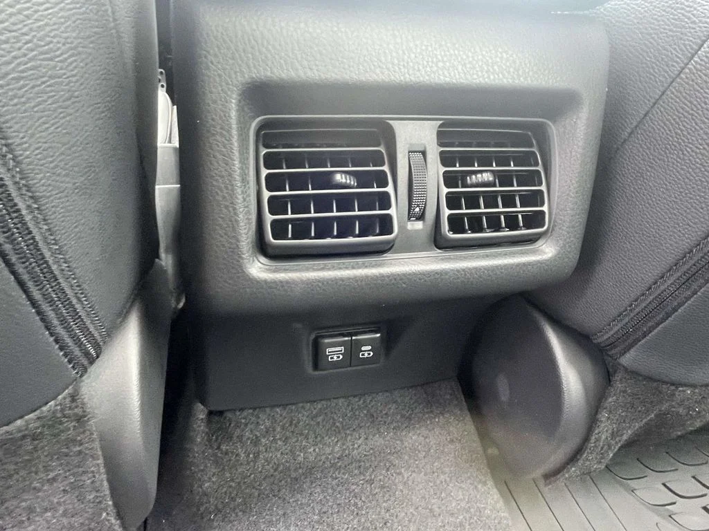Used 2026 Wind Chill Pearl Toyota XSE image 11