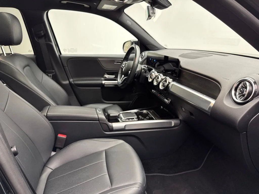 Certified Used 2022 Night Black Mercedes-Benz GLB 250 image 25