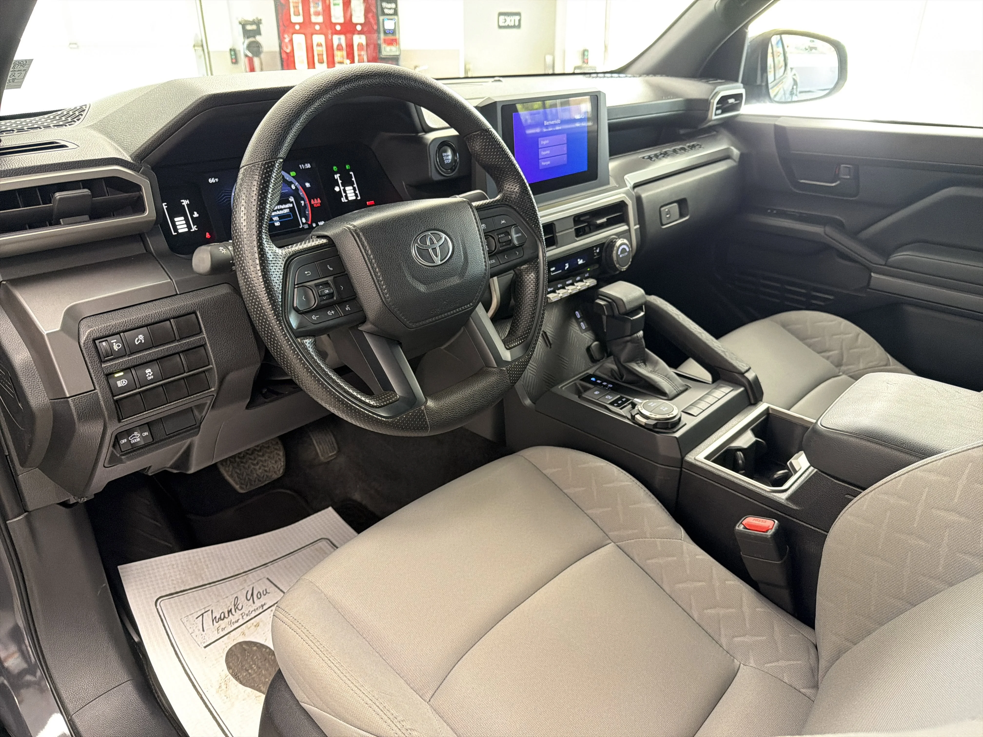 2024 Toyota Tacoma SR5 - Photo 21