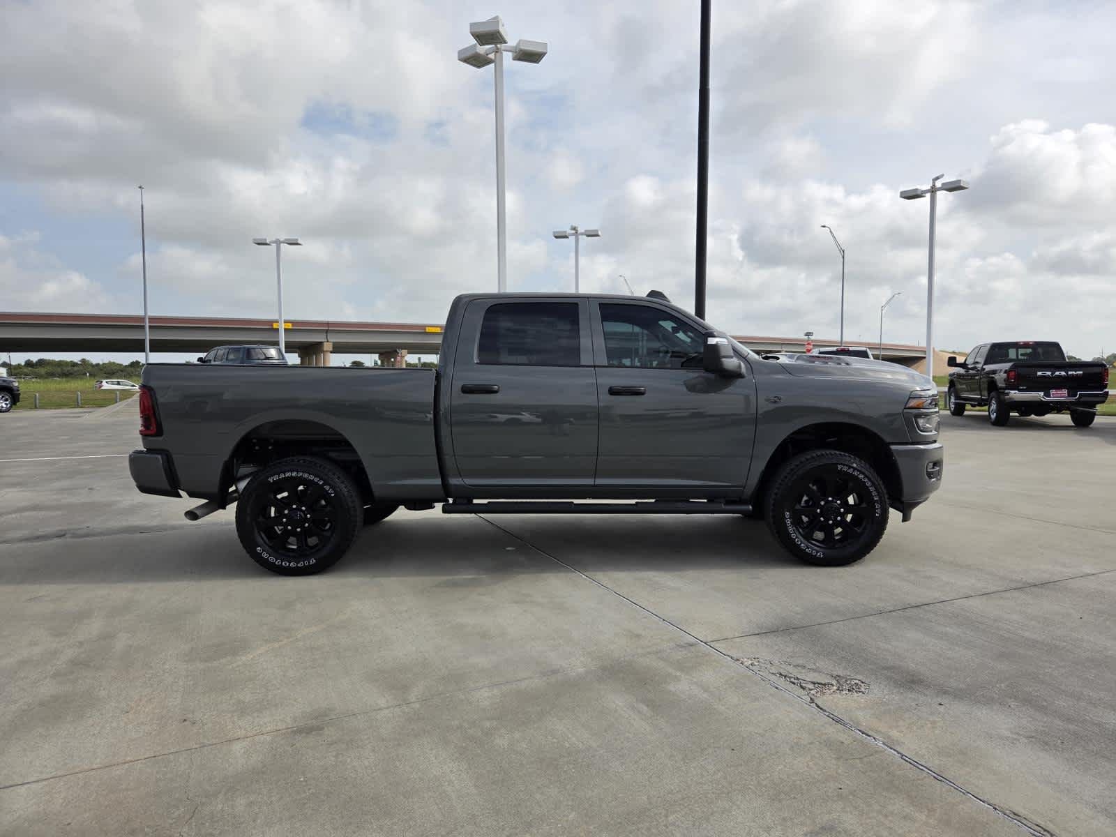 New 2027 Ceramic Gray Clear-Coat Exterior Paint RAM Black Express image 6