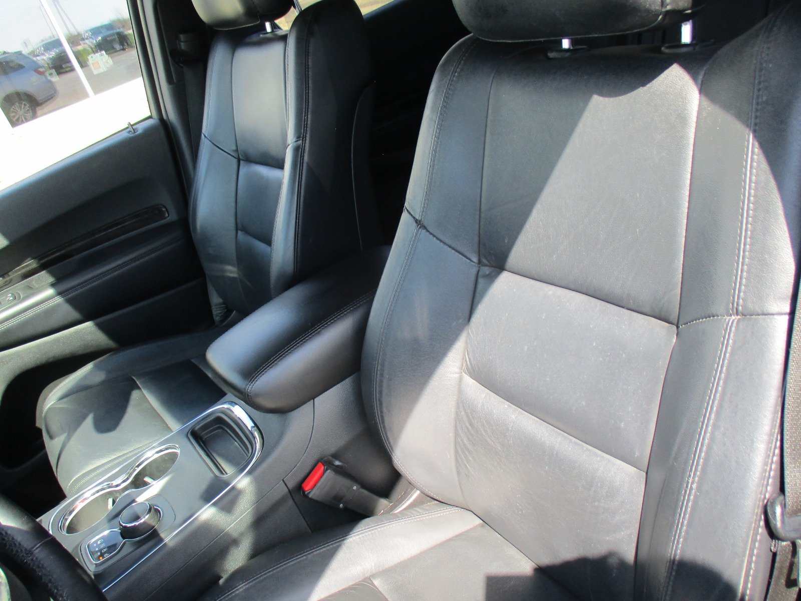 Used 2016 SILVER Dodge Limited image 13