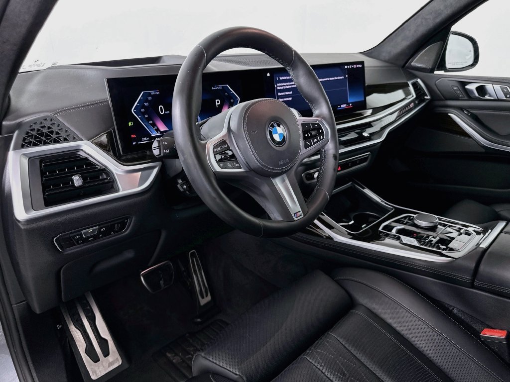 Used 2023 Skyscraper Grey Metallic BMW xDrive40i image 9
