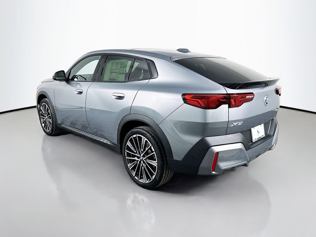 New 2026 Skyscraper Grey Metallic BMW xDrive28i image 7