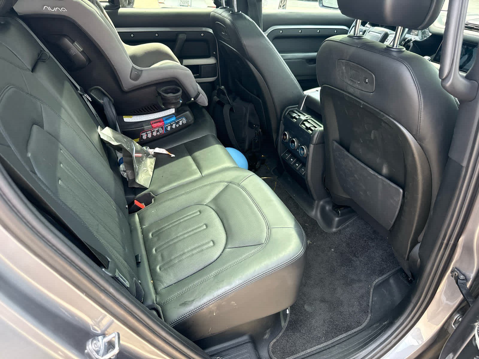Used 2020 Eiger Grey Metallic Land Rover HSE image 7