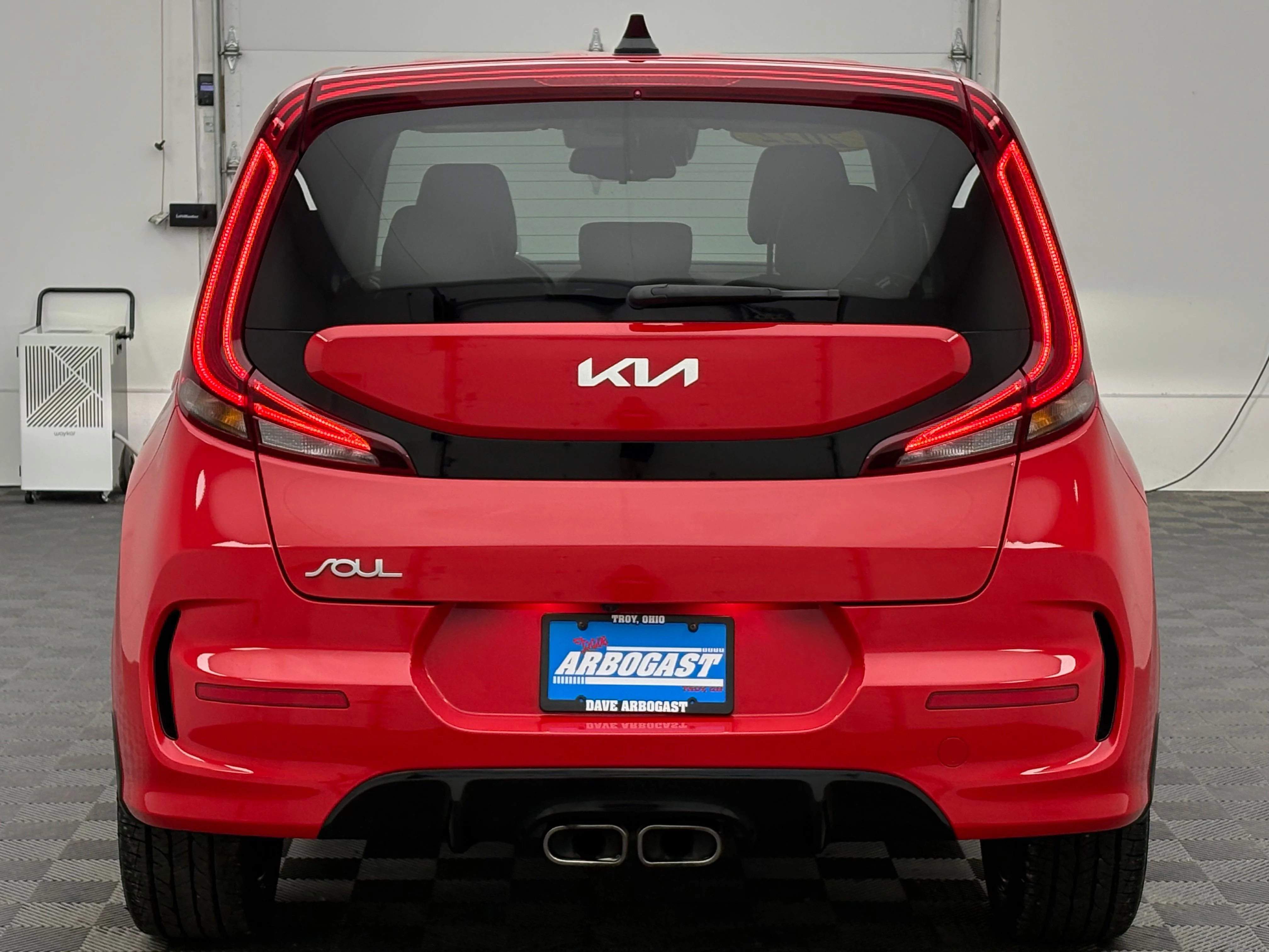 Used 2022 Inferno Red Kia Turbo image 9