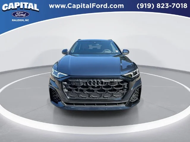 Used 2025  Audi 55 Prestige image 3