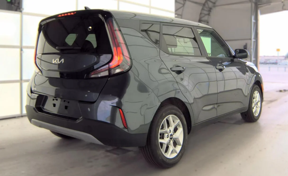 Certified Used 2025 Gray Kia LX image 5