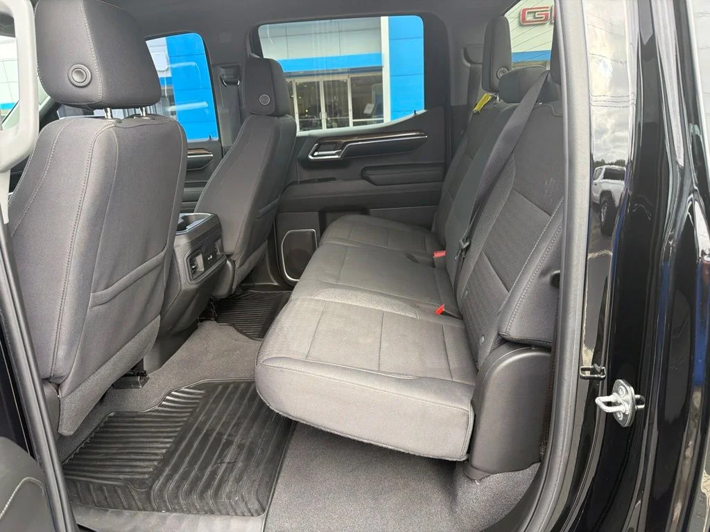 Used 2024 Black Chevrolet LT image 29
