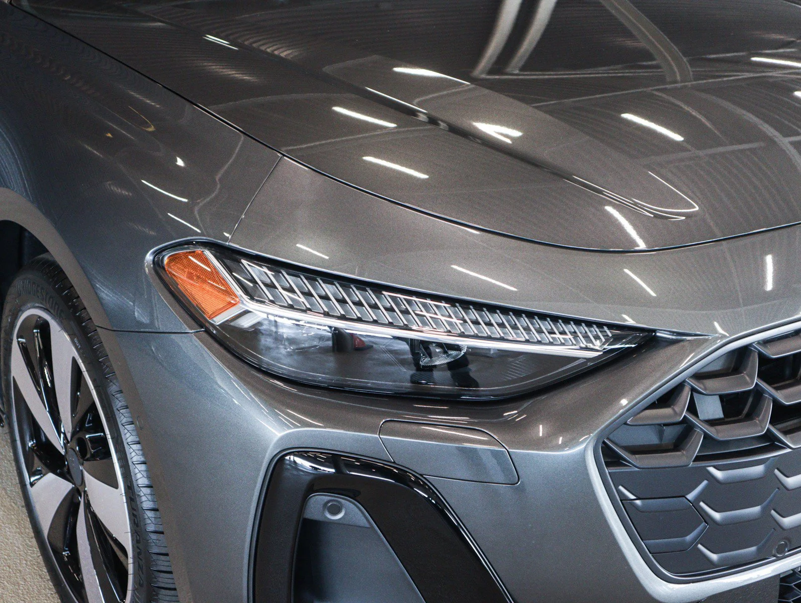 New 2026 Daytona Gray Pearl Effect Audi Premium Plus image 27