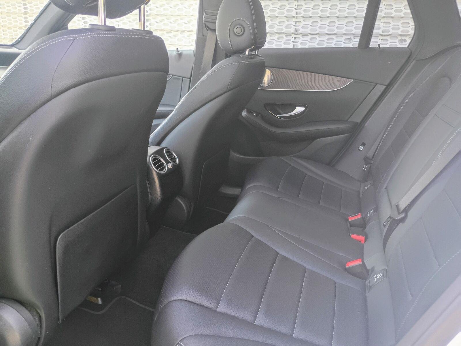 Used 2017 Polar White Mercedes-Benz GLC 300 image 7