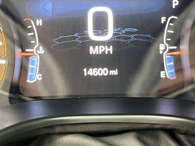 Used 2025 Hydro Blue Pearlcoat Jeep Trailhawk image 13