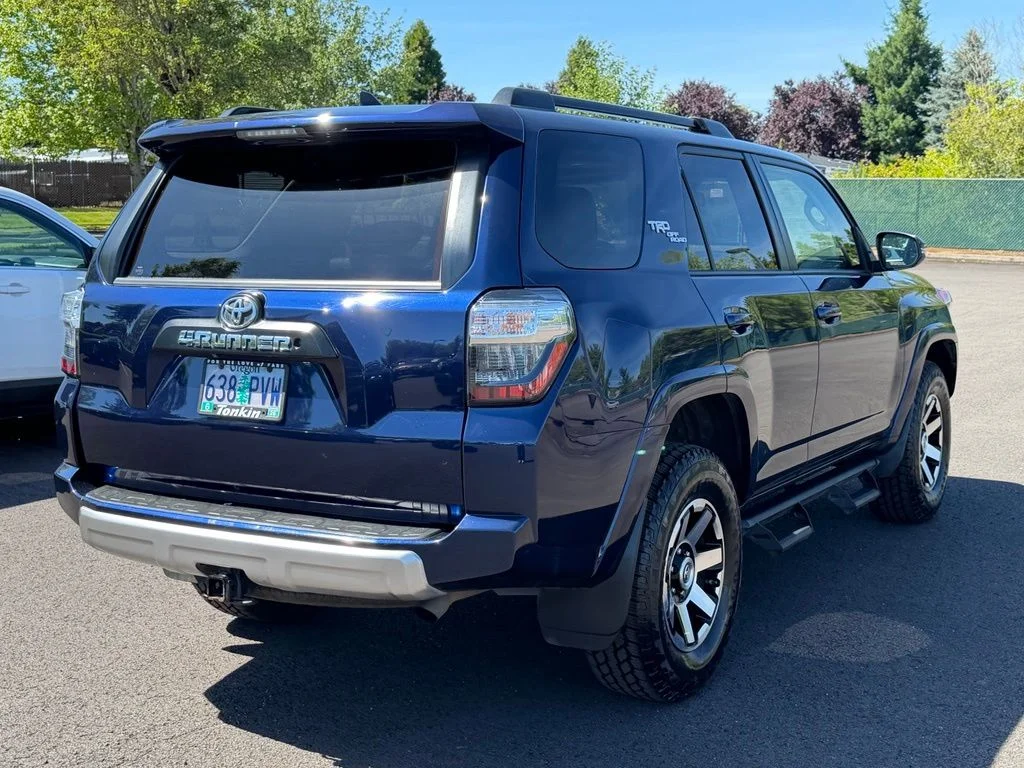 Used 2019 Nautical Blue Metallic Toyota TRD Off-Road Premium image 8