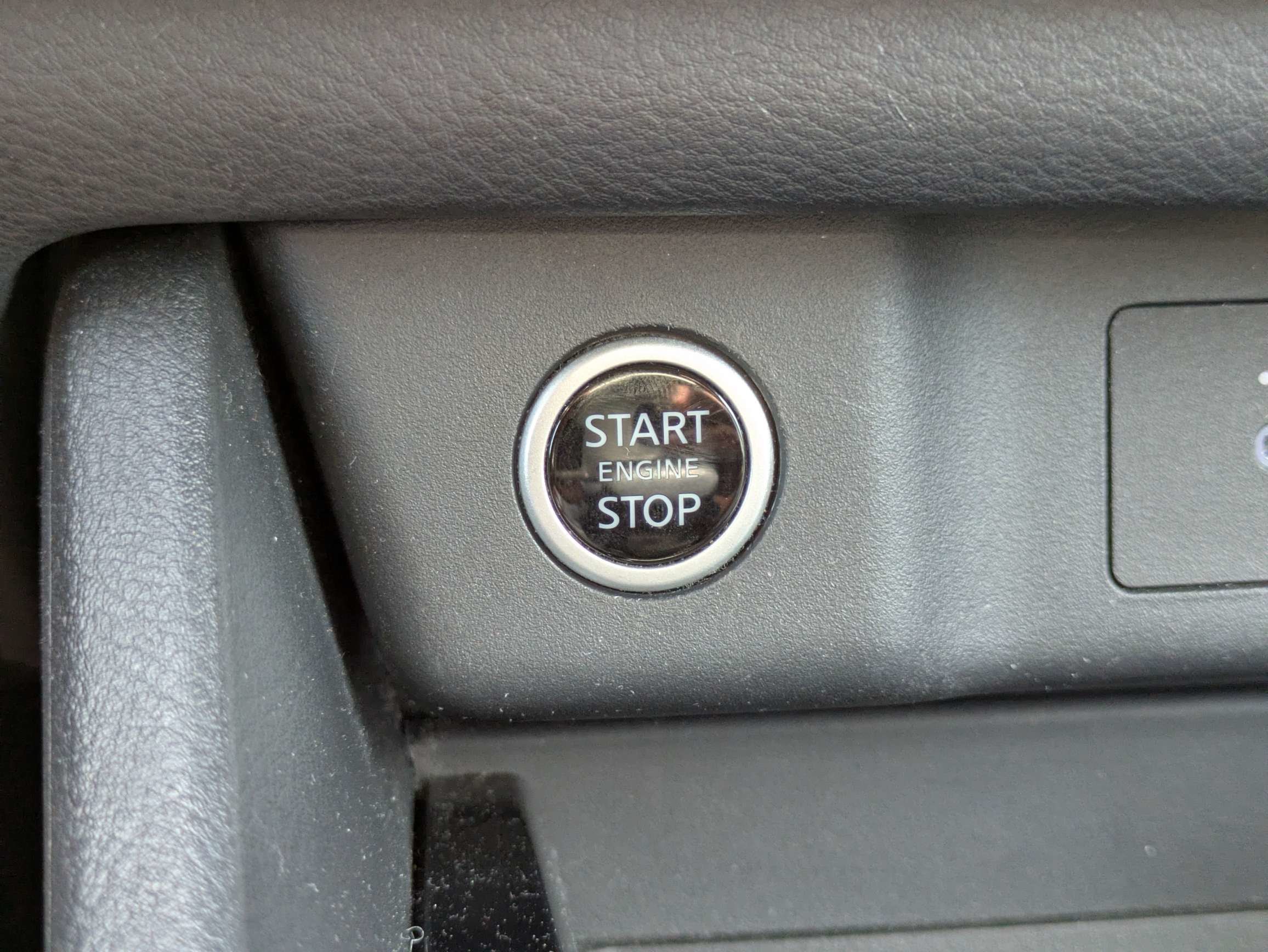 Used 2021 Black Nissan S image 26