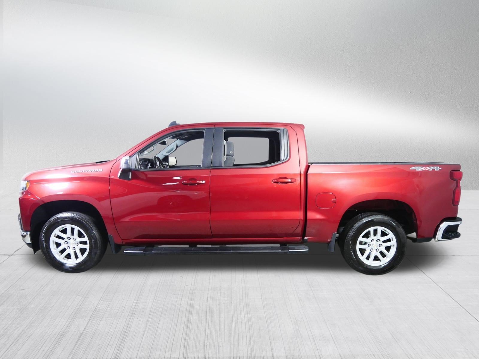 Used 2019 CAJUN RED TINTCOAT Chevrolet LT image 4