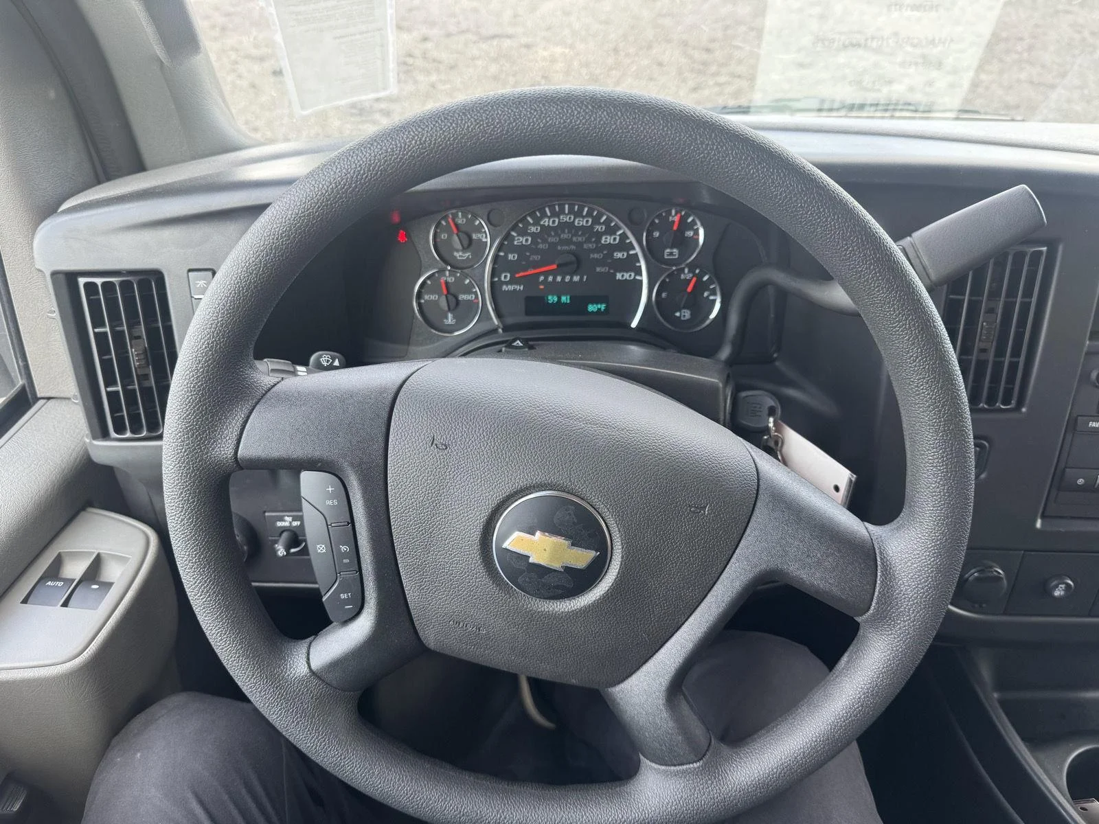 New 2026 Summit White Chevrolet 1WT image 12