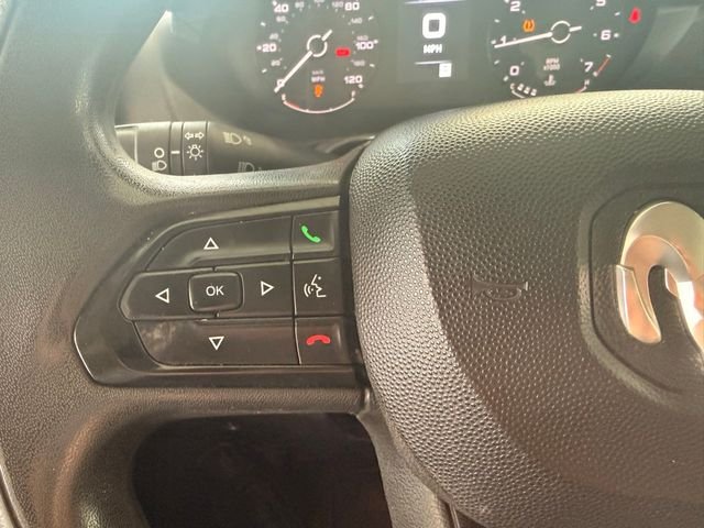 Used 2022 White Ram Base image 15