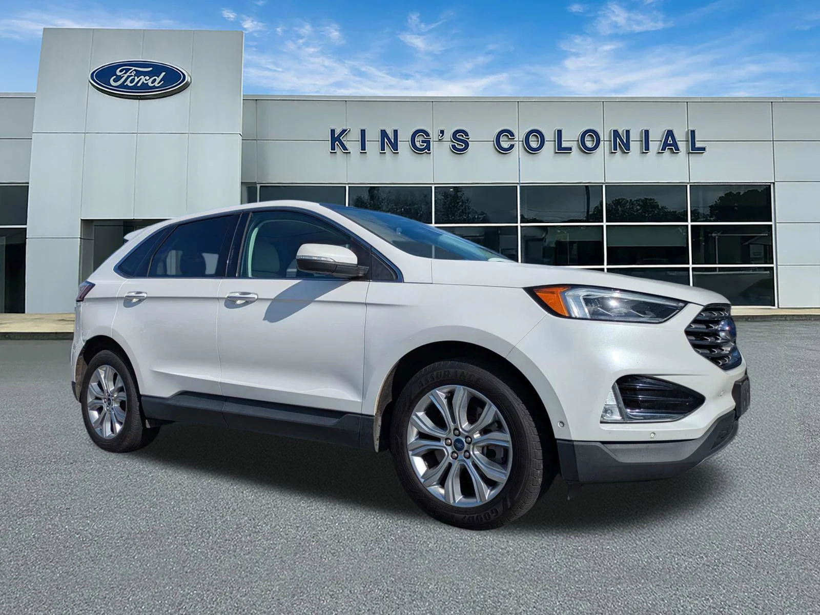 2021 Ford Edge Titanium's photo