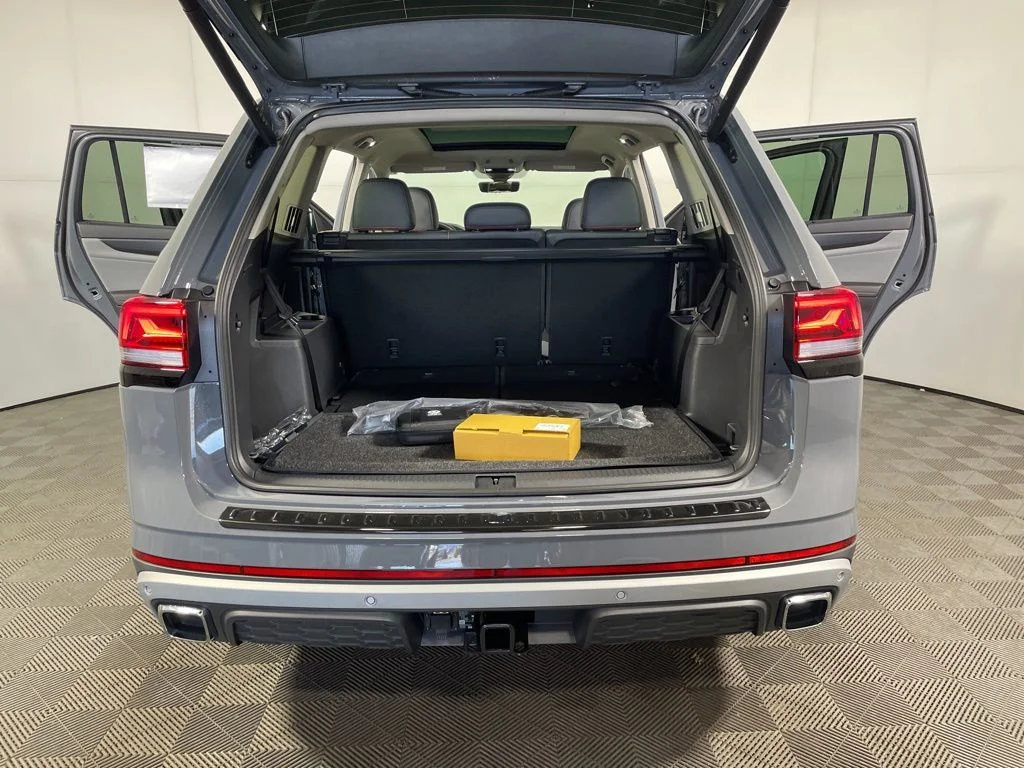 New 2026 Gray Volkswagen 2.0T Peak Edition image 21