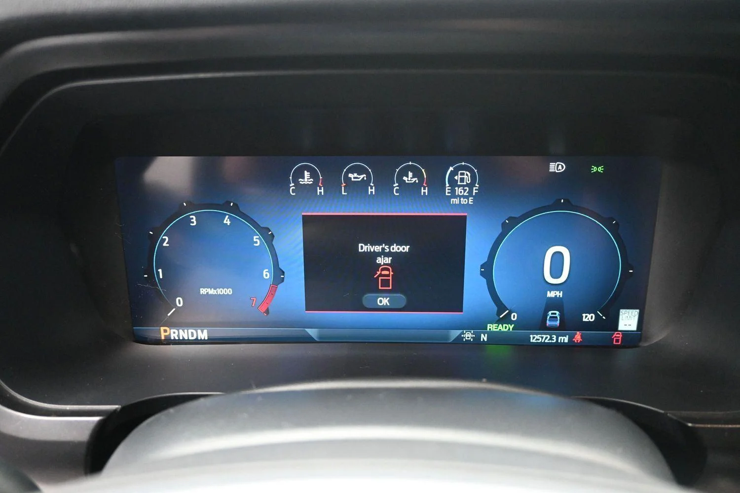 Used 2025 Oxford White Ford LARIAT image 29