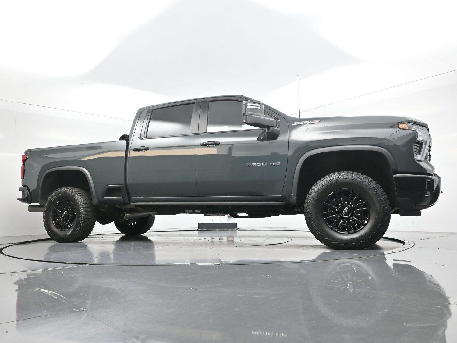 Used 2026 Cypress Gray Chevrolet ZR2 image 46