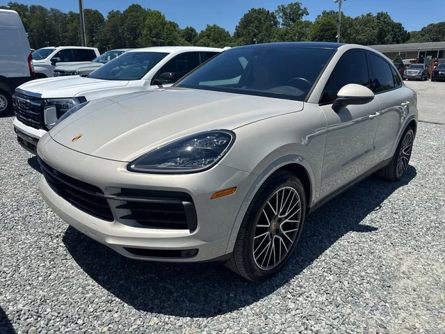 2022 Porsche Cayenne Coupe Base
