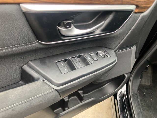 Certified Used 2022 Crystal Black Pearl Honda EX image 6