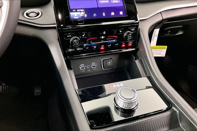 New 2026 Silver Zynith Jeep Laredo X image 7