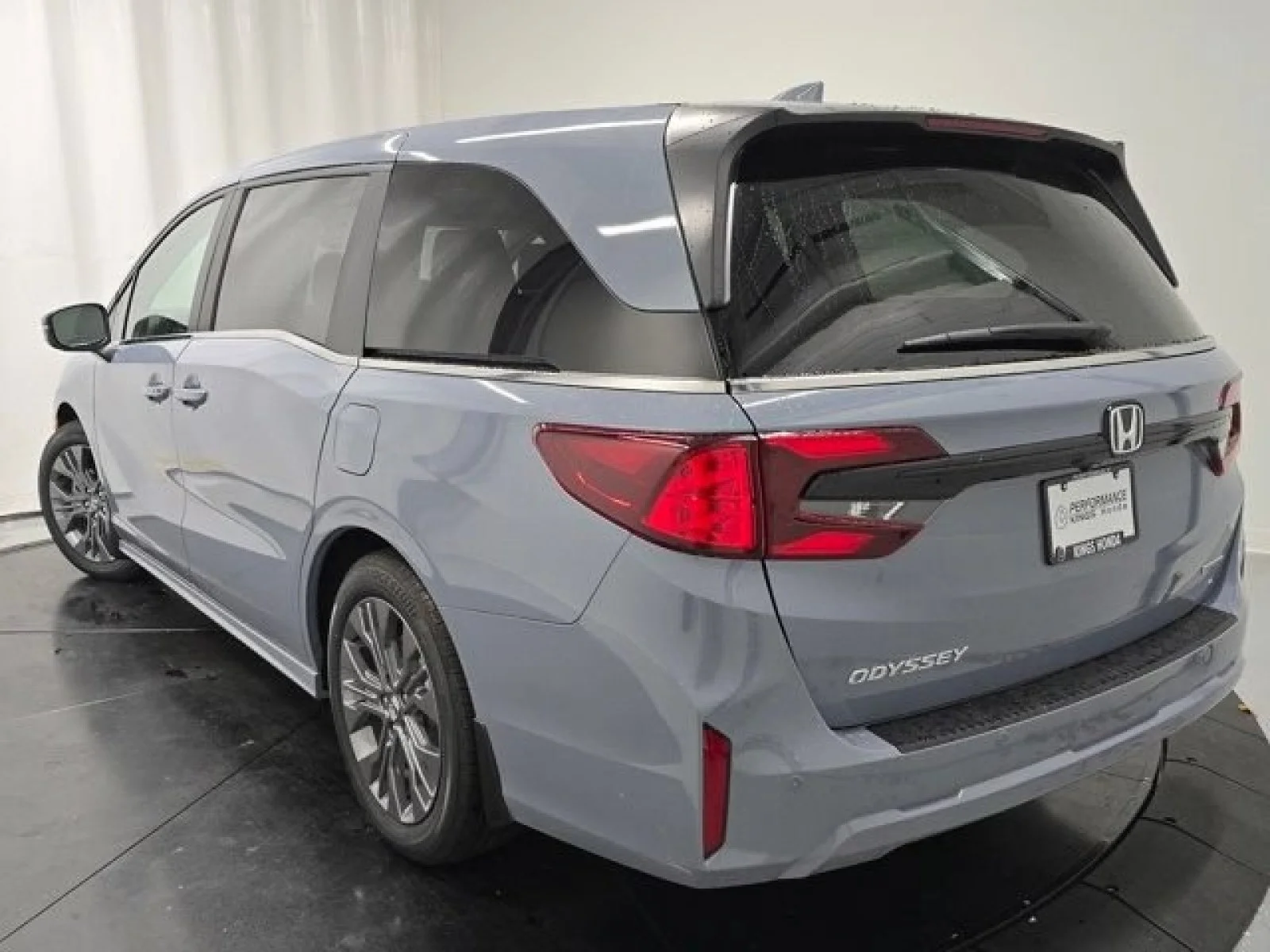 New 2026 Sonic Gray Pearl Honda Touring image 17