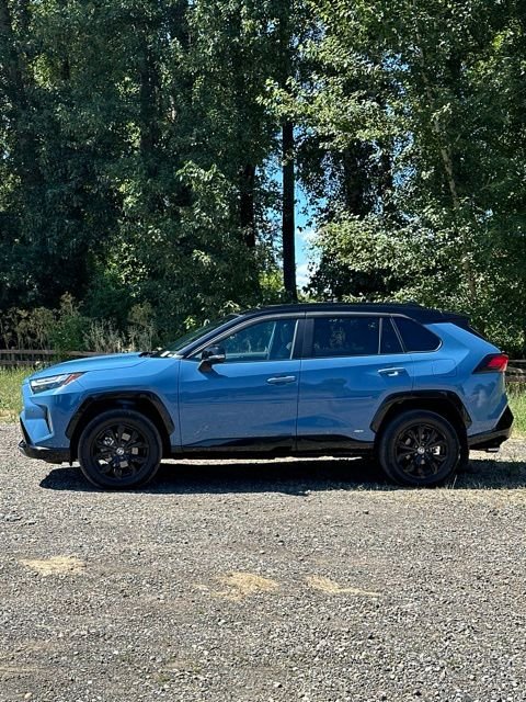 Used 2022 Cavalry Blue/Midnight Black Metallic Toyota XSE image 5