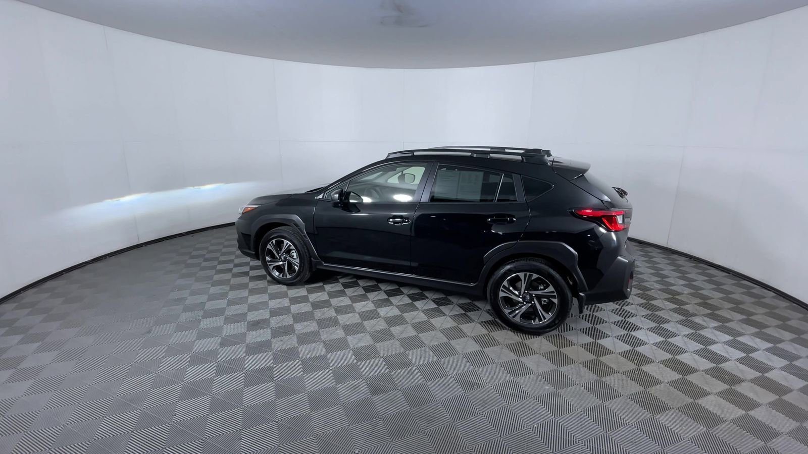 Used 2024 Crystal Black Silica Subaru Premium image 6