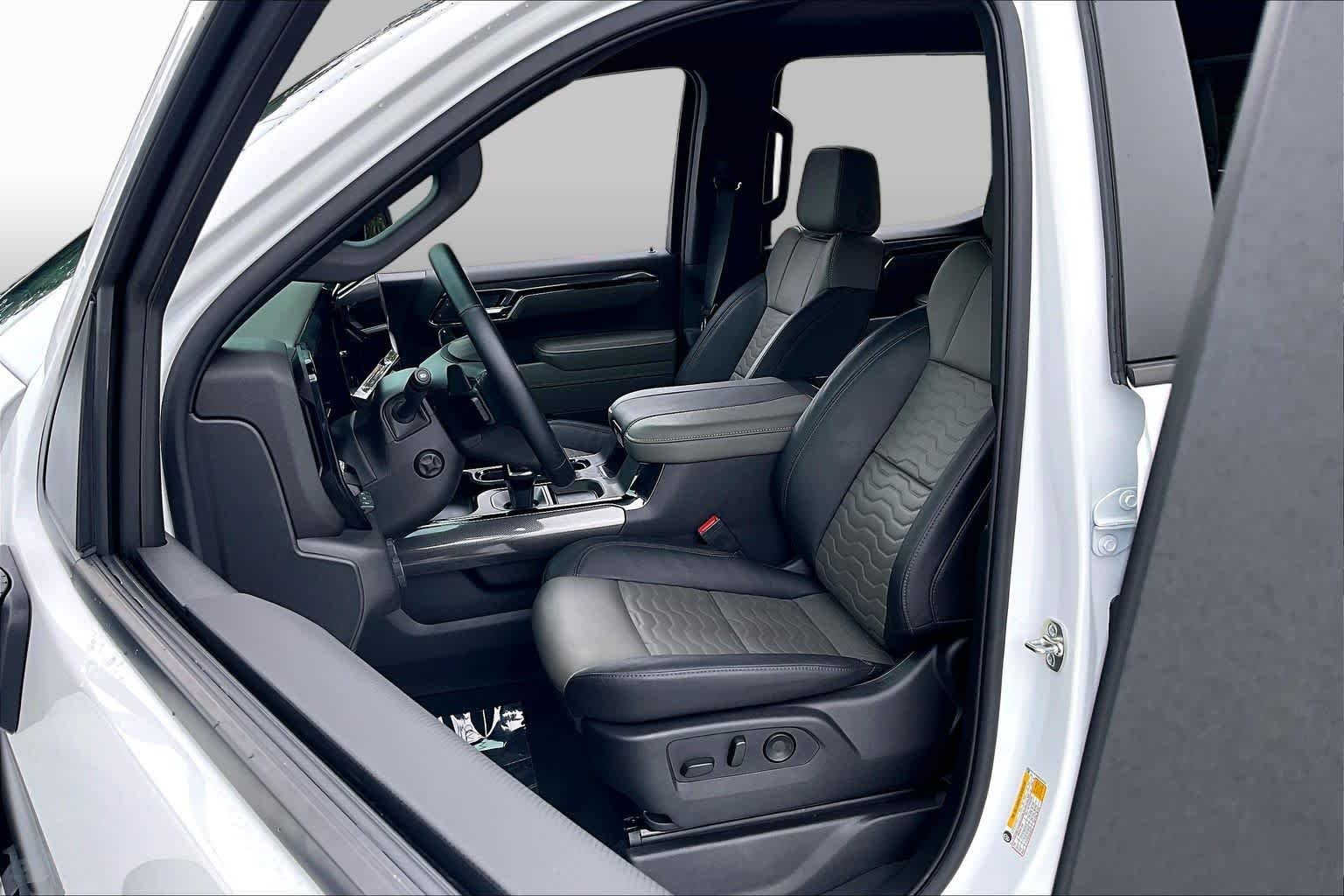 Used 2026 Summit White Chevrolet ZR2 image 15