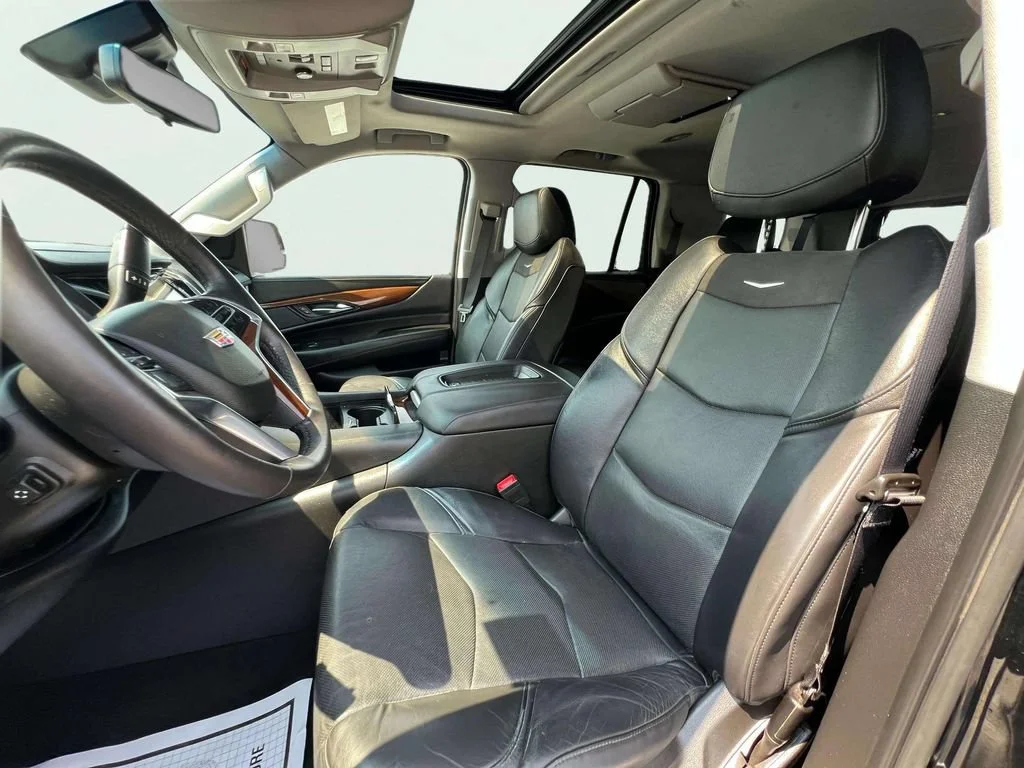 Used 2019 BLACK RAVEN Cadillac Premium Luxury image 16