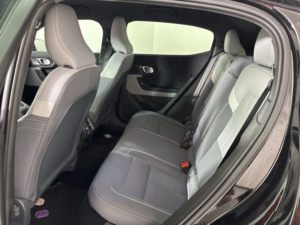 Used 2024 Space Metallic Polestar Long Range Dual Motor image 23