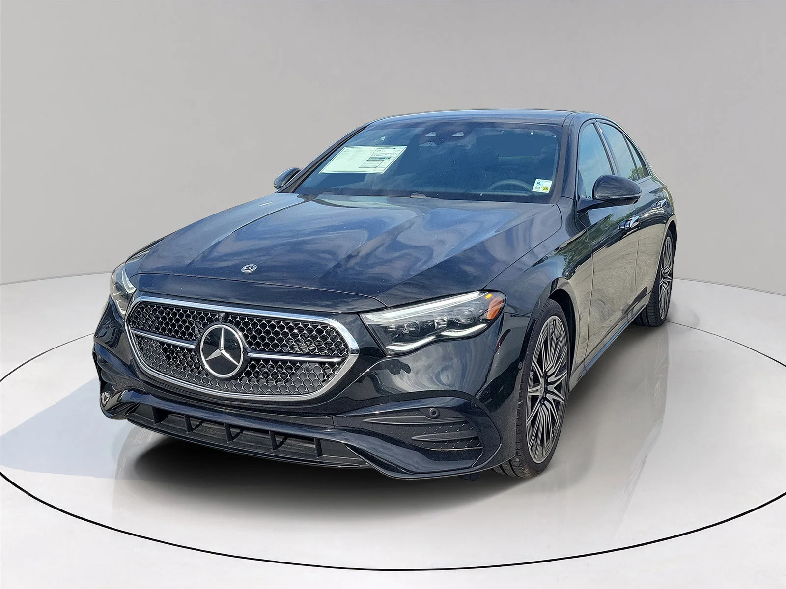2026 Mercedes-Benz E-Class E350 - Photo 33