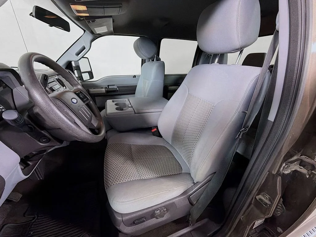 Used 2015  Ford Lariat image 12