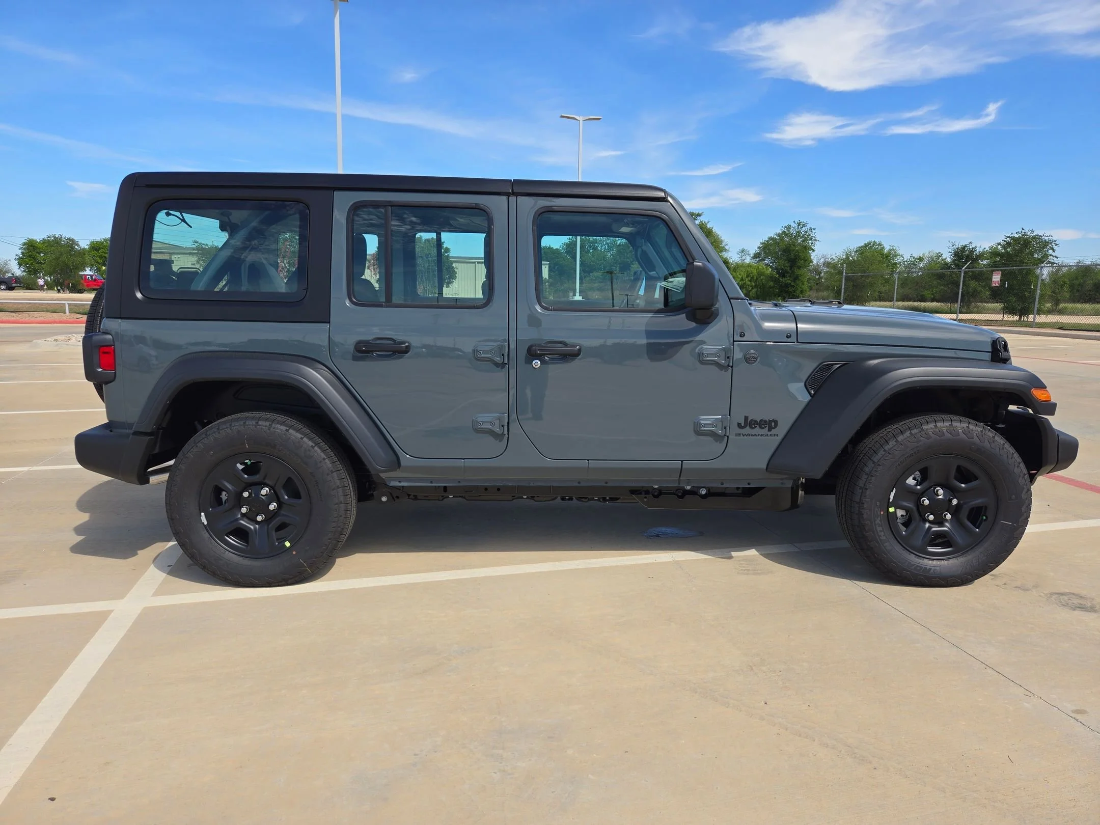 New 2026 Anvil Clear-Coat Exterior Paint Jeep Sport image 2