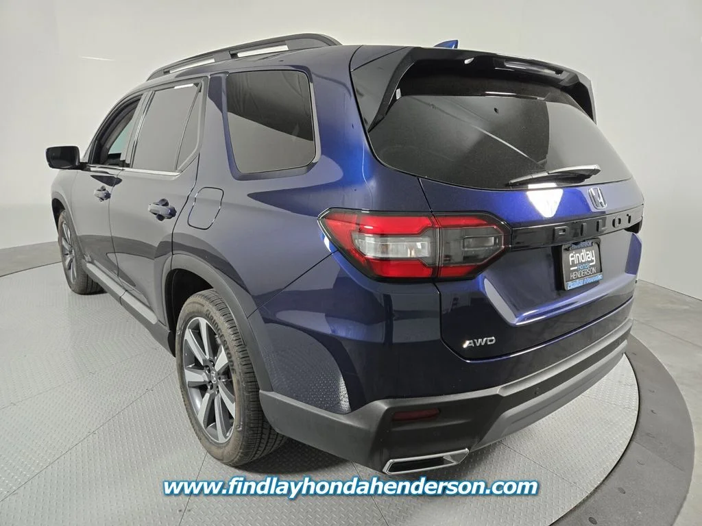 2025 Honda Pilot Touring - Photo 4